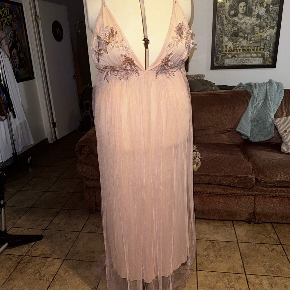 Elegant Sheer Toole and  Lace Dress in  Soft Pink